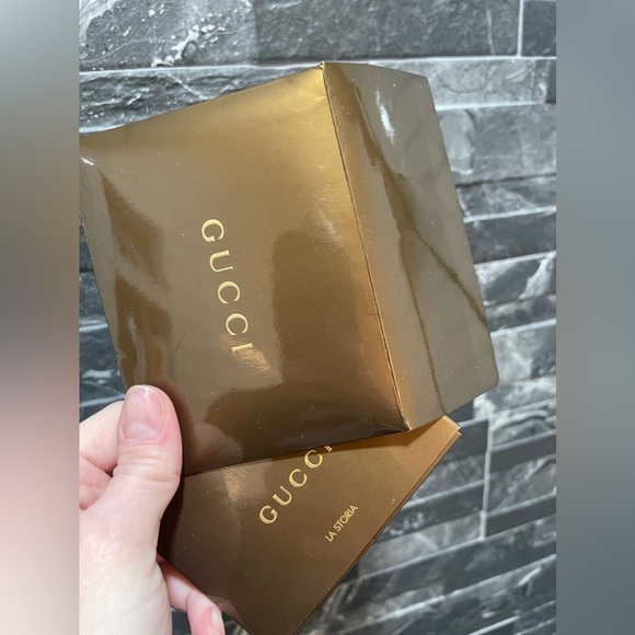 GUCCI Calfskin Leather Ruffles Sabrina Tote - Picture 3 of 10